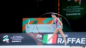 raffaeli sofia ita sfe03092 copia simone ferraro ph